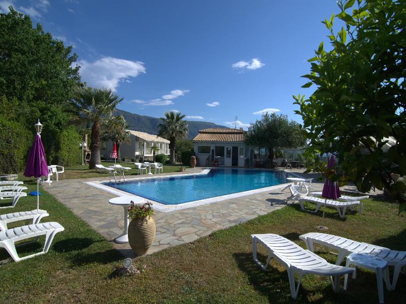 Panorama Hideaway Aparthotel Dassia  Bagian luar foto