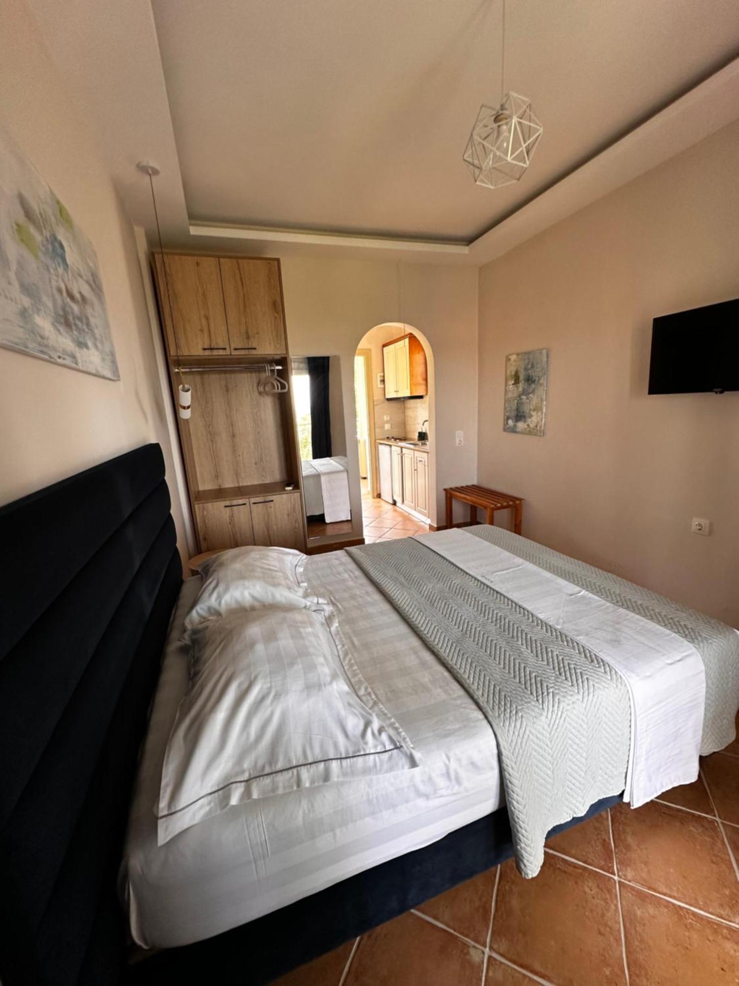 Panorama Hideaway Aparthotel Dassia  Bagian luar foto