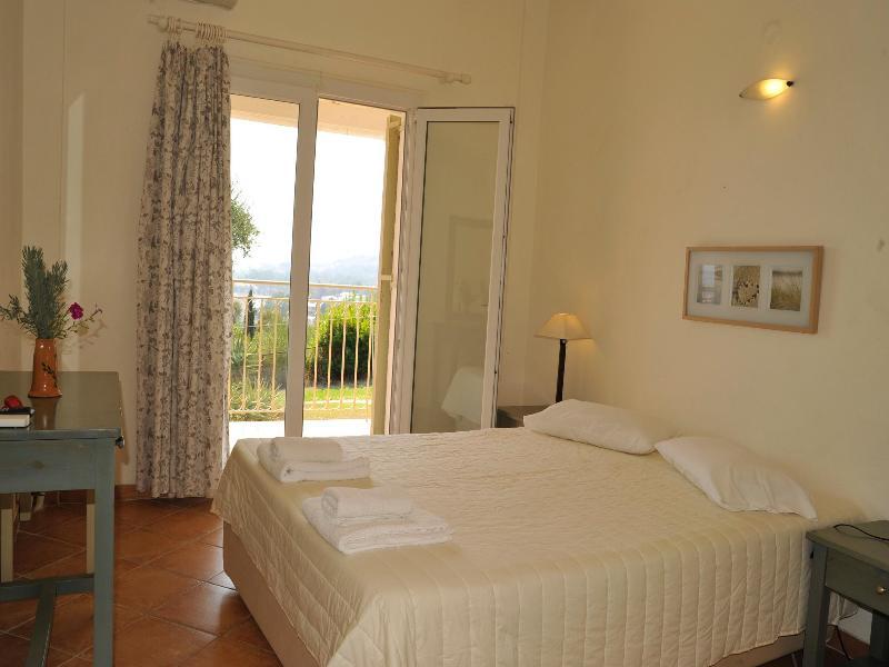Panorama Hideaway Aparthotel Dassia  Bagian luar foto